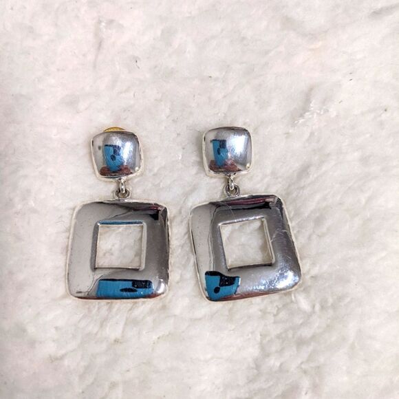 Vintage Bundle Silvertone Hoop & Square Earrings - 2 pair Bundle - Picture 10 of 11